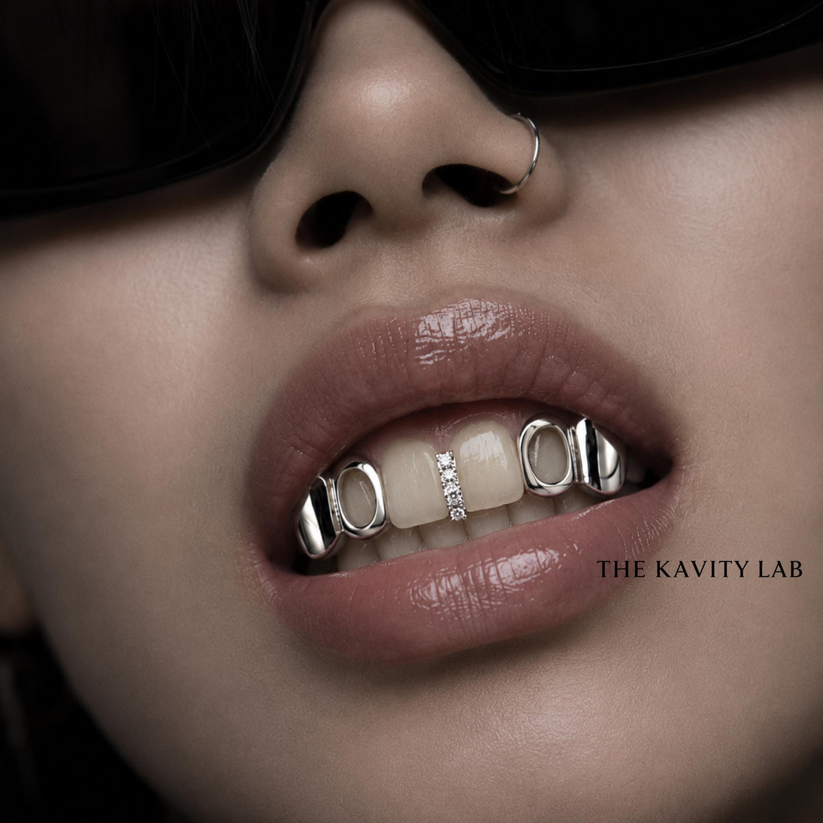 Custom 6pcs Moissainte Gap Grillz: 925 Sterling Silver (Free Mold Kit)