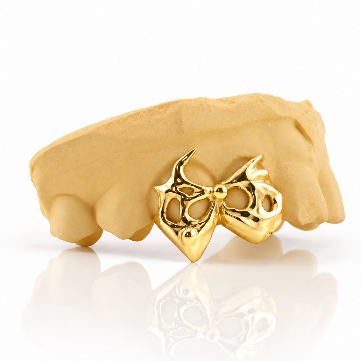 Custom 2pc top grillz with openwork bow design, yellow gold plated 925 silver - angle 3